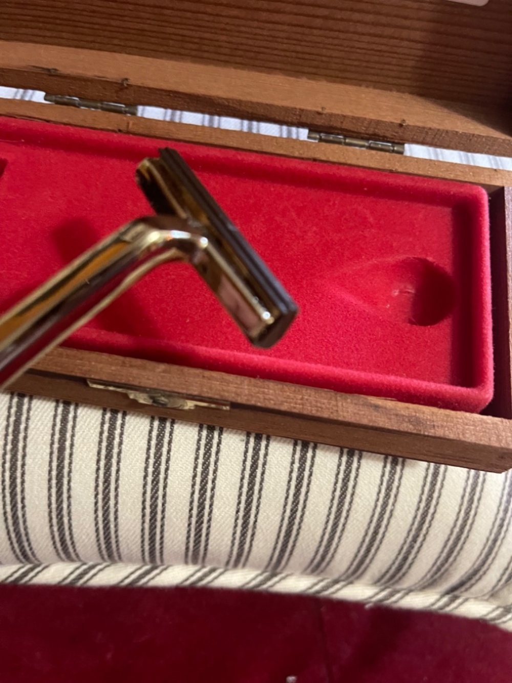 Men's Brass Razor - Picture 4 of 6